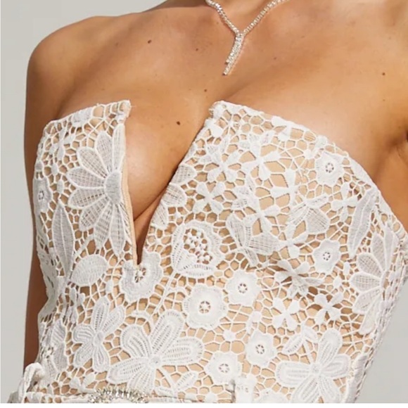 NEW Generation Love Floral Lace Strapless bustier top - Picture 2 of 11